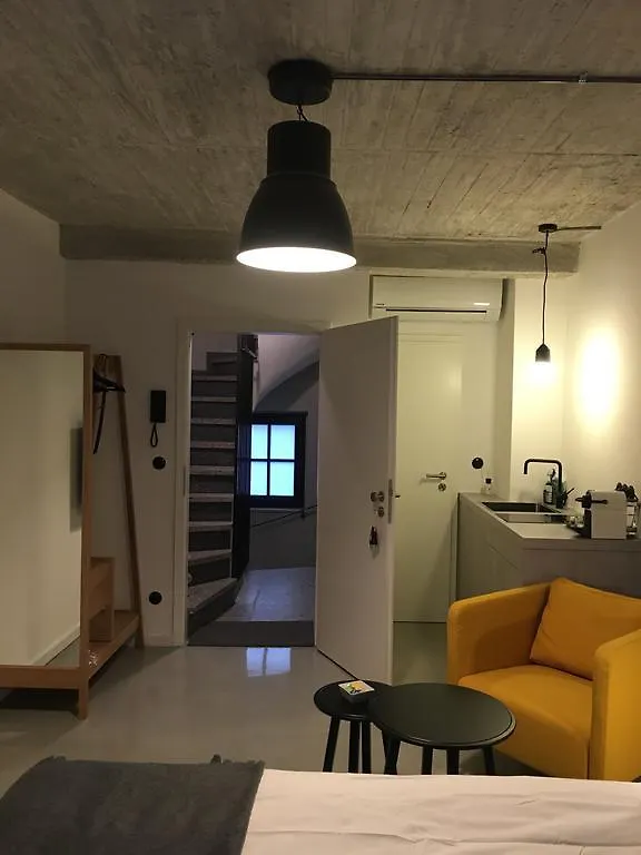 Square Rooms 8 Dusseldorf